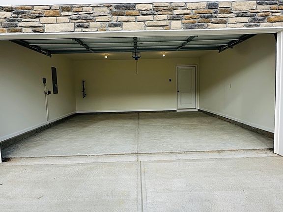 4th image of 6079 Willutuck Dr