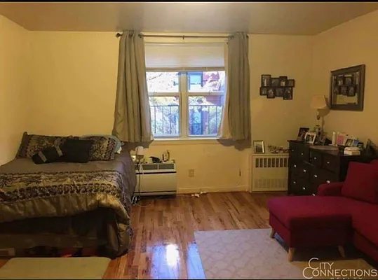 Rented by City Connections Realty | media 5