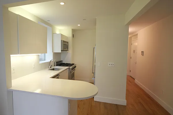 Rented by Corcoran | media 14