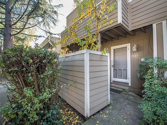 2nd image of 2147 W Steele Lane