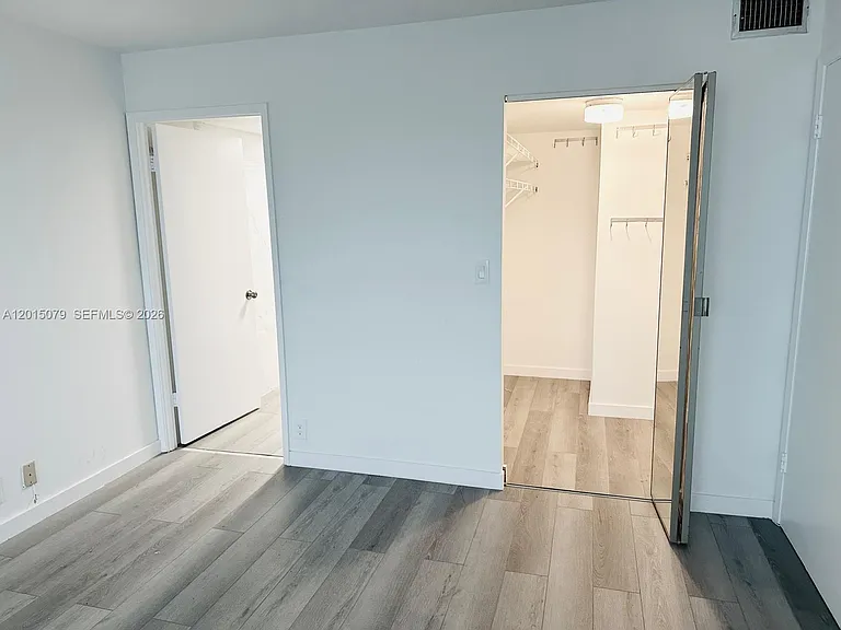 1901 Brickell Ave #B2104 — Photo 4