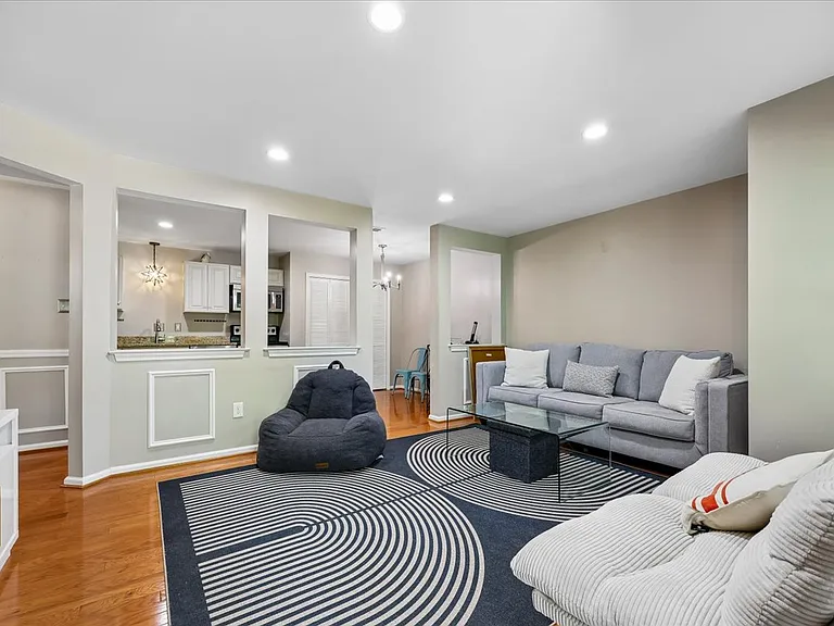 5702 Brewer House Cir #T3-12 — Photo 12
