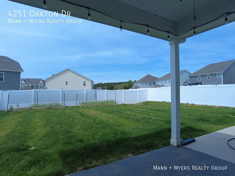 4251 Oakton Dr — Photo 9