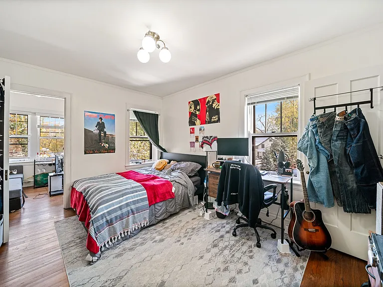 721 Foster St #2E — Photo 9