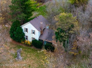 7667 Layton Rd, Fowlerville, MI 48836