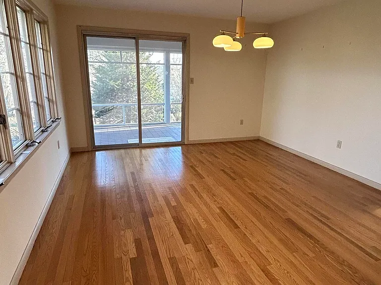 195 Fairmount Dr — Photo 35