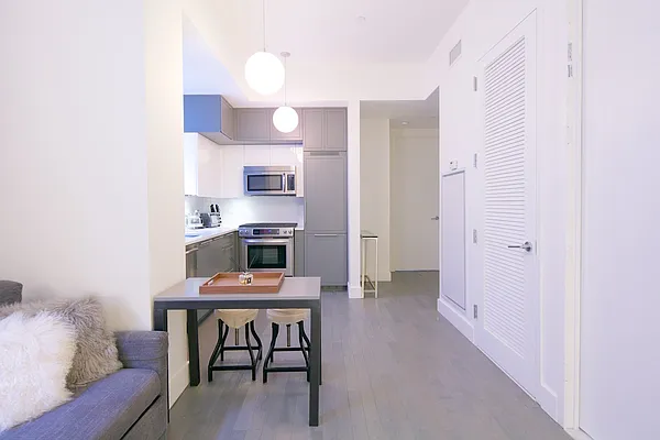 Rented by Landmark Manhattan Realty Corp | media 75