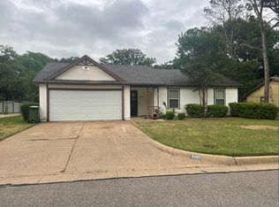 6003 Brentcove Dr, Arlington, TX 76001