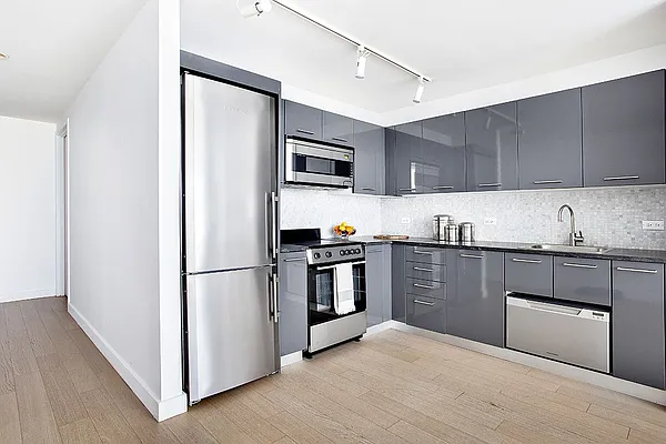 Rented by Town Residential | media 35