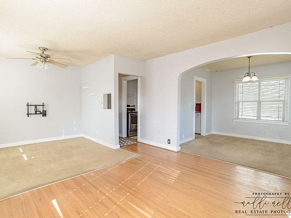 4th image of 155 E College Ave