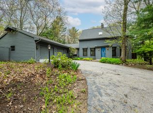 4755 Chicago Path, Stevensville, MI 49127