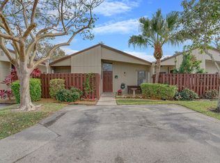 11555 Orange Blossom Ln, Boca Raton, FL 33428