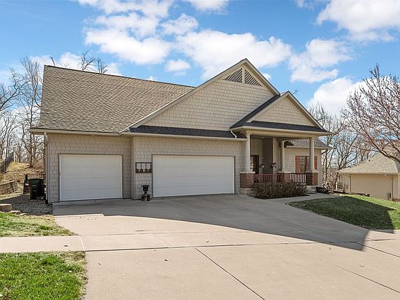 3rd image of 3036 Old Orchard Rd NE