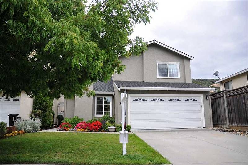 1st image of 382 Brookmere Dr
