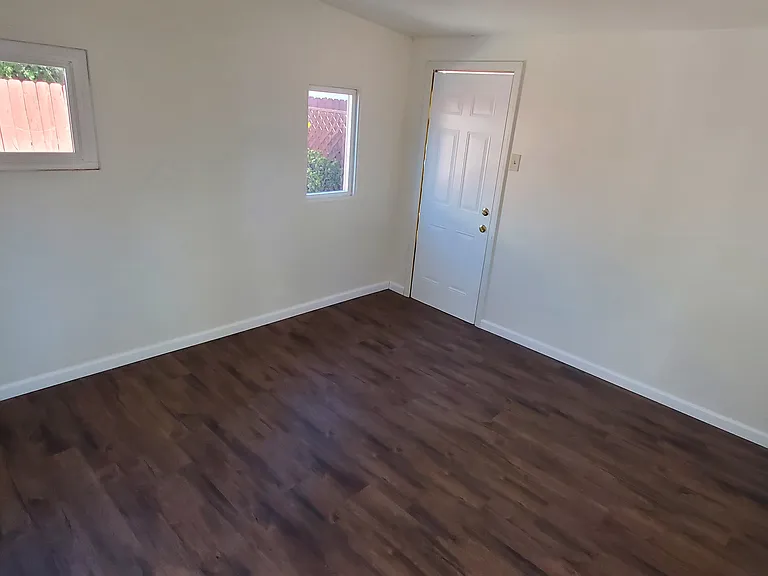 6841 Mohawk St — Photo 21