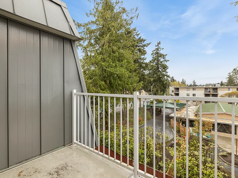 Riviera Apartments Northgate — Photo 18