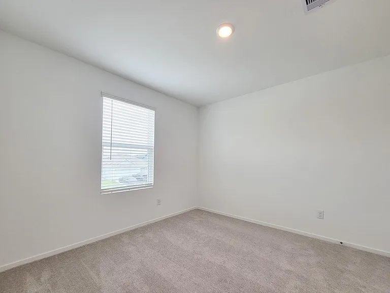 25588 Rose Creek Dr — Photo 34