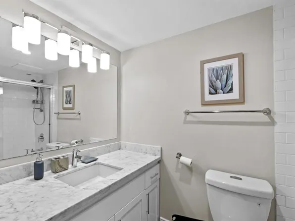 3525 Sage Rd APT 1012, Houston, TX 77056