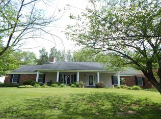 2273 Tunnelton Rd, Bedford, IN 47421