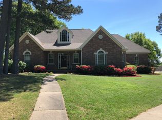 104 Mark Ln, Searcy, AR 72143