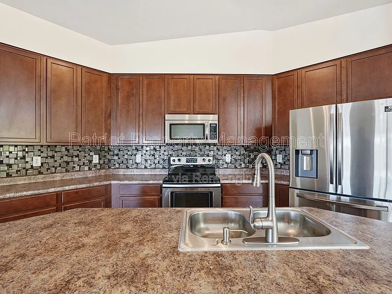20767 W Hamilton St — Photo 16