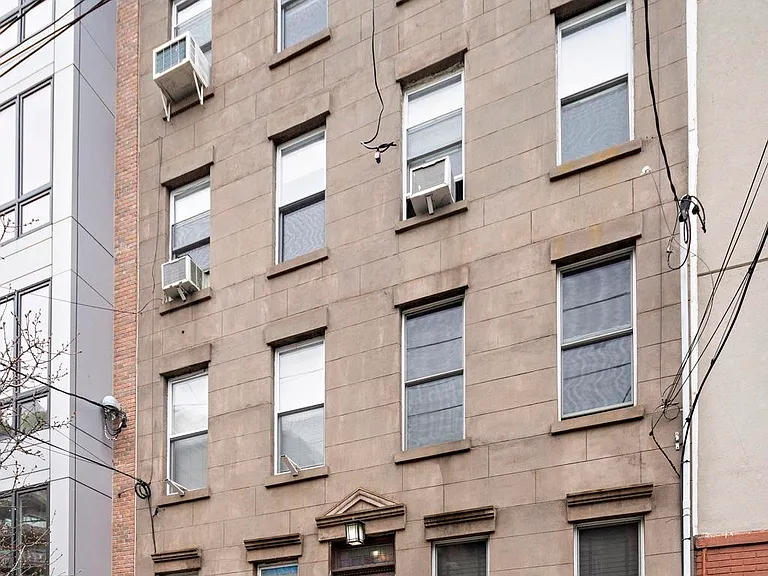 211 Adams St #5-3N — Photo 14