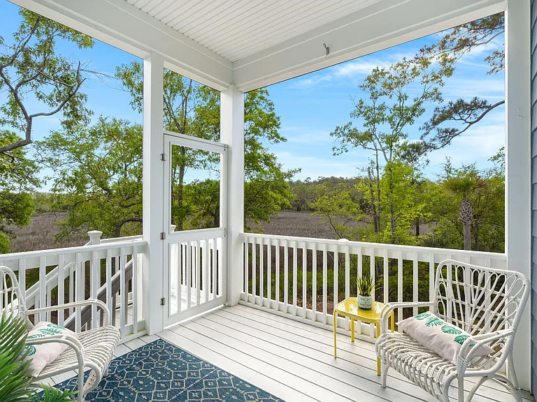 808 Forrest Dr — Photo 6