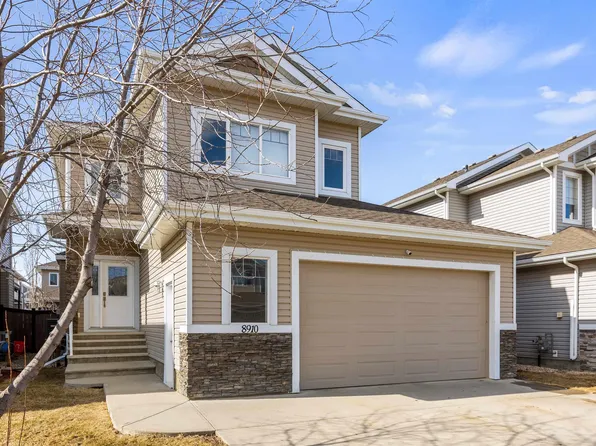 8910 97th Ave, Morinville, AB T8R 2N7