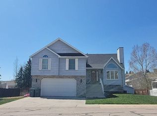 2313 Dry Fork Dr, Gillette, WY 82718