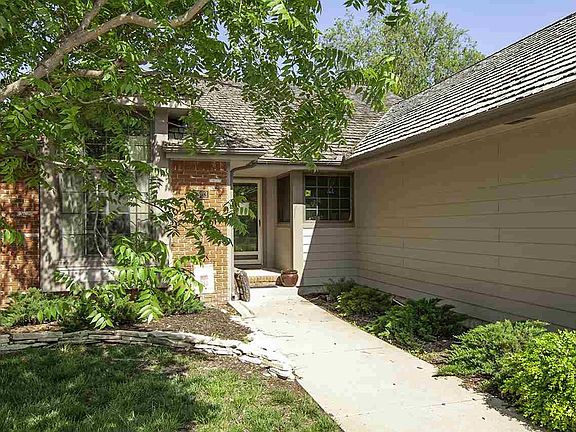 2nd image of 2503 N Rock Road Ct