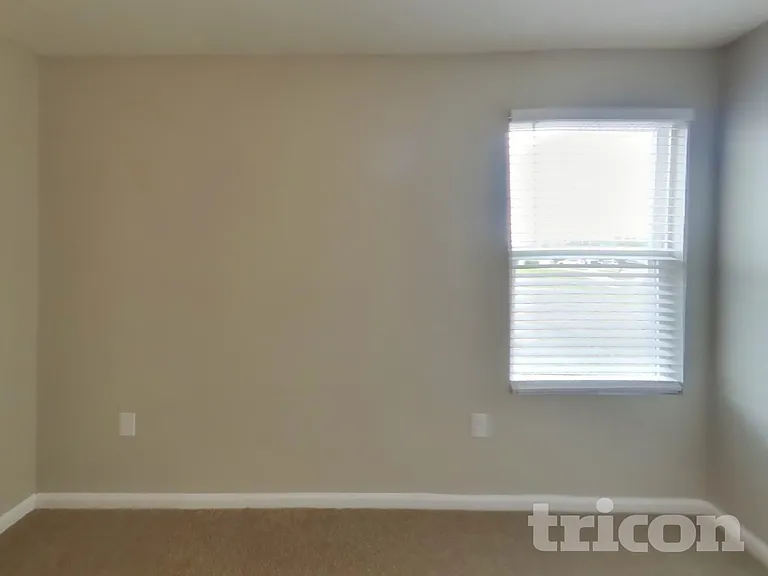 2858 Buck Creek Pl — Photo 10