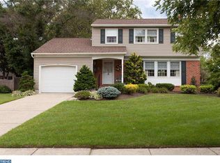 18 Hamilton Rd, Marlton, NJ 08053