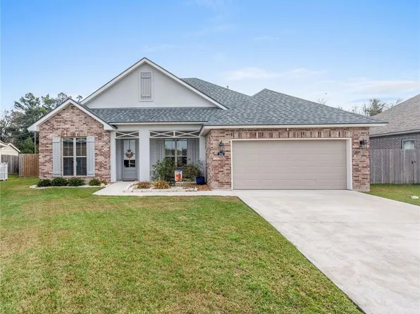 200 Pipers Ln, Sulphur, LA 70665