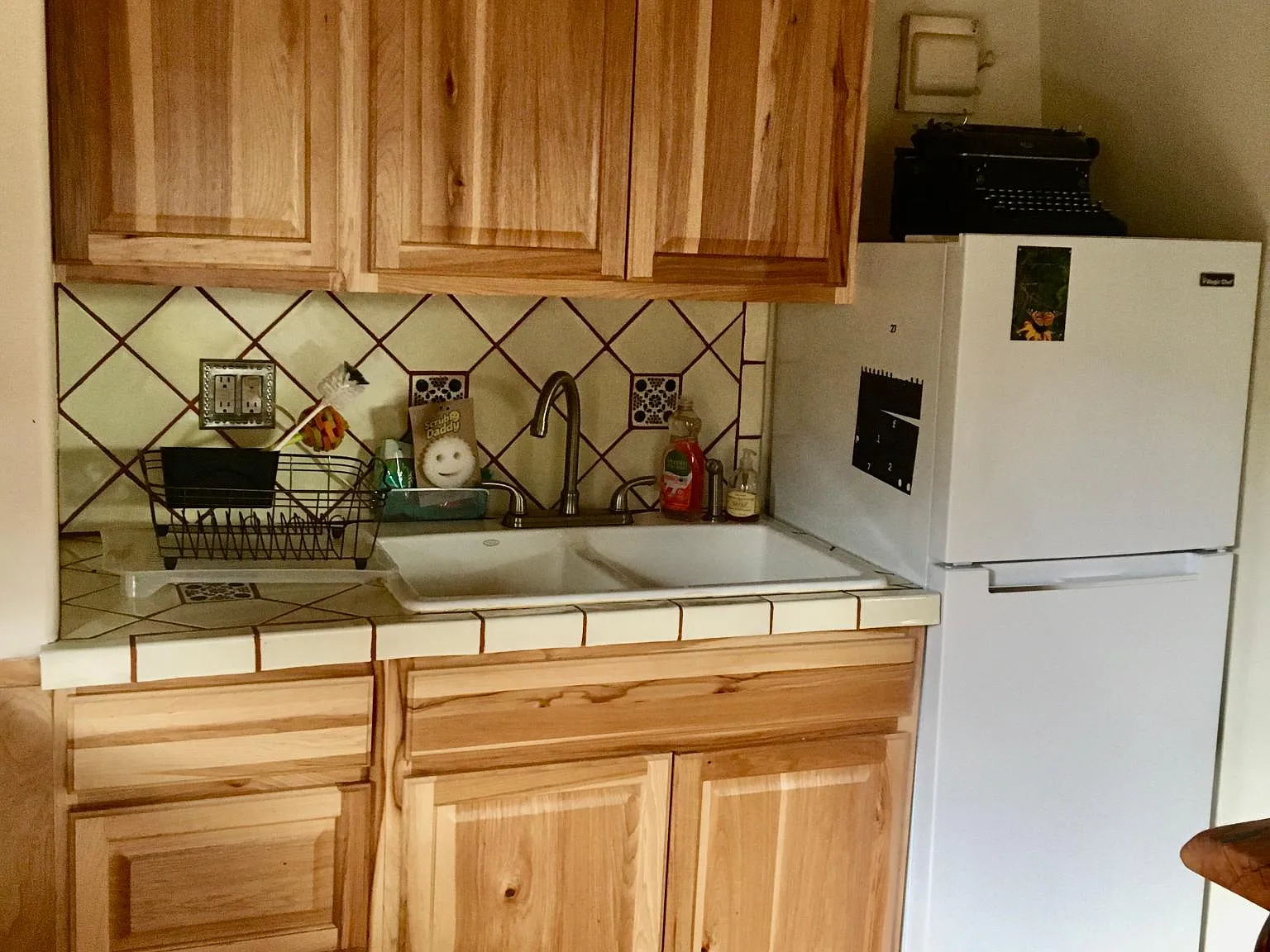 525 Garcia St — Photo 3