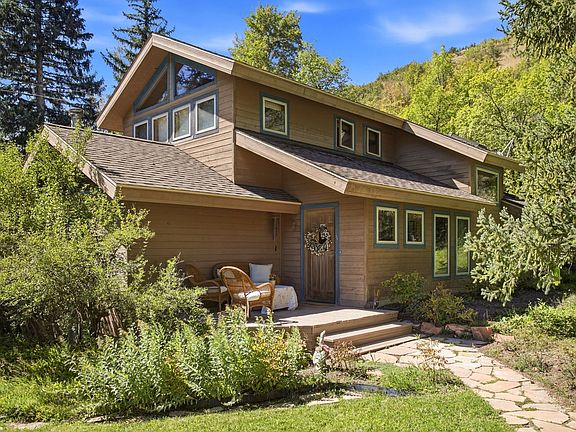 3rd image of 6265 E Emigration Canyon Rd