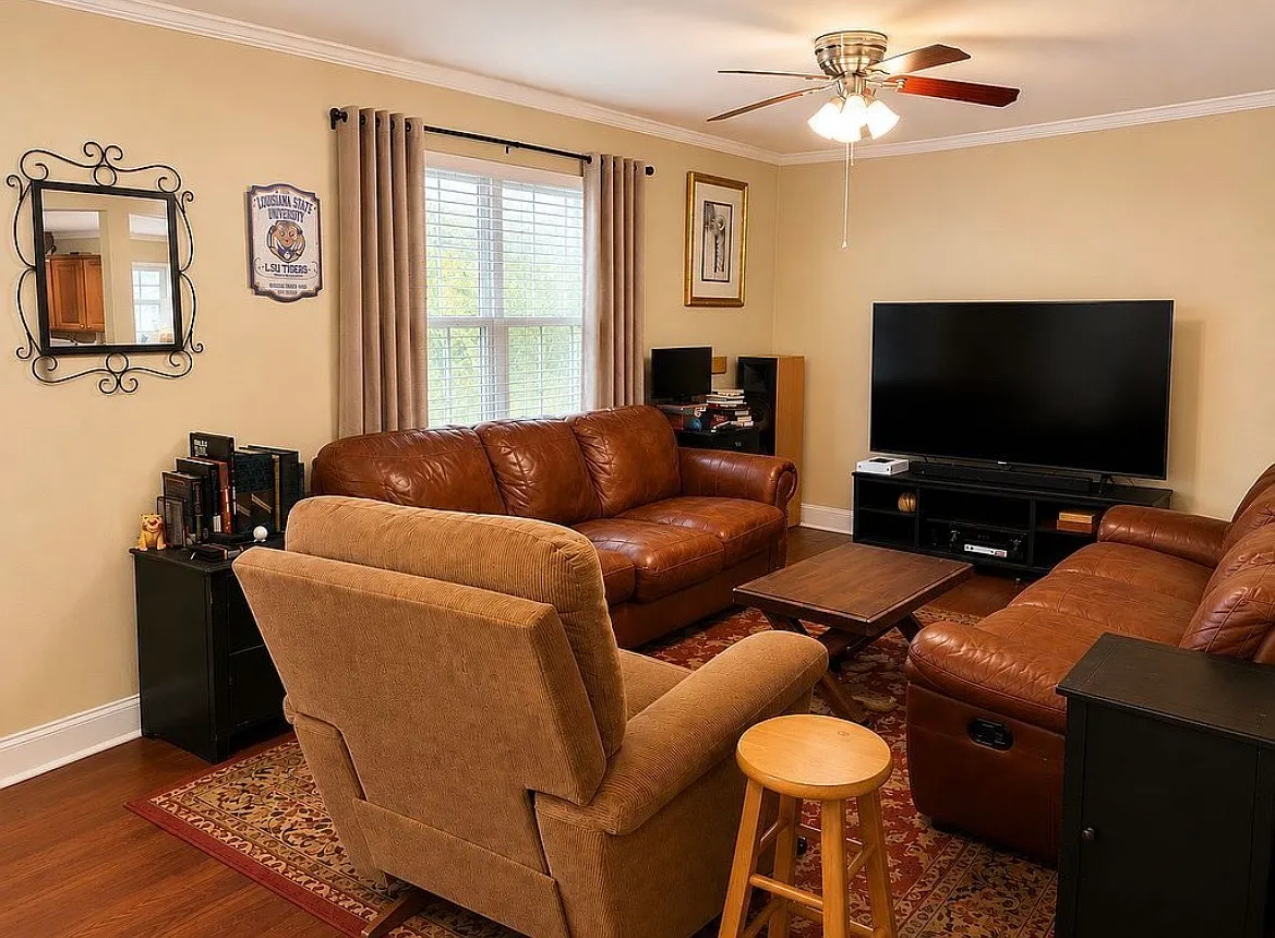 810 Rothmer Dr — Photo 4