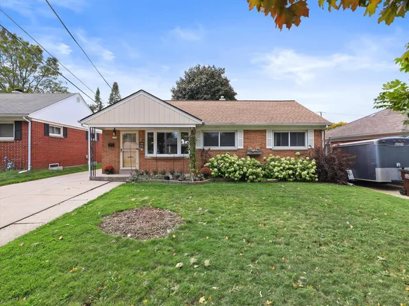 4109 South Swift AVENUE, Saint Francis, WI 53235