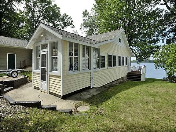 4th image of 1065 Wall Lake Dr