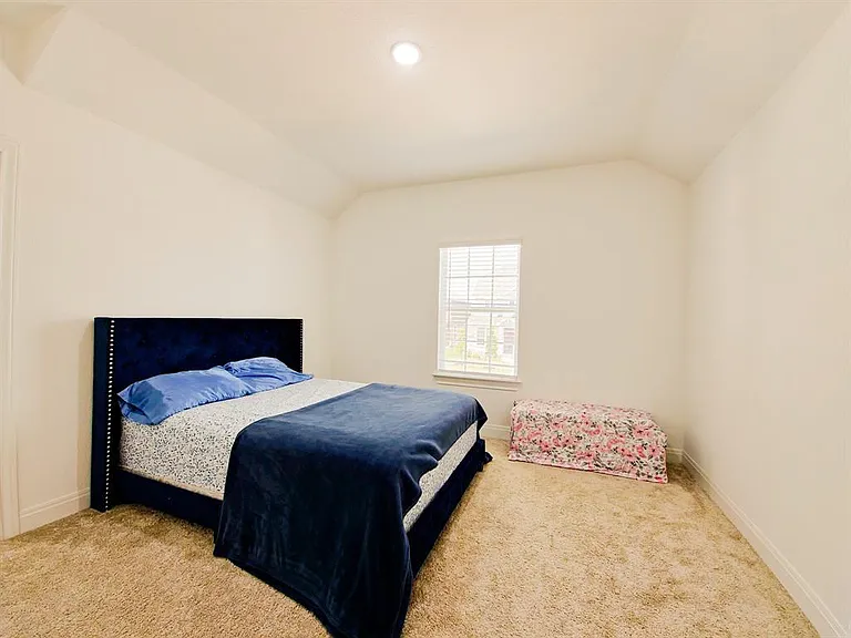 332 Turnbuckle Bnd — Photo 24