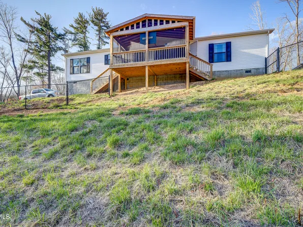 102 Cooper Ln, Unicoi, TN 37692