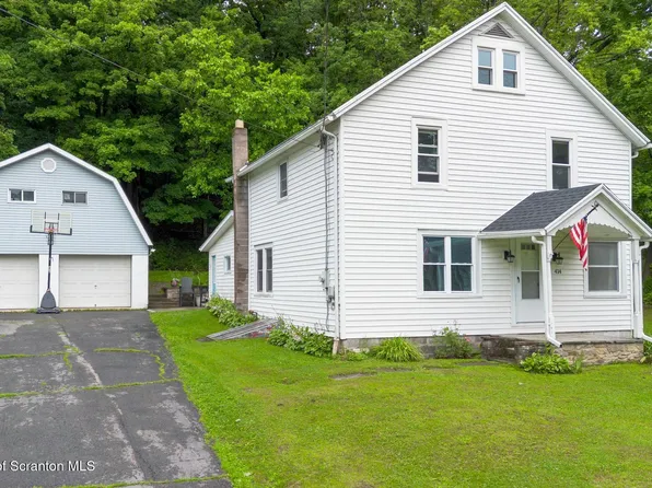 414 N Turnpike Rd, Dalton, PA 18414
