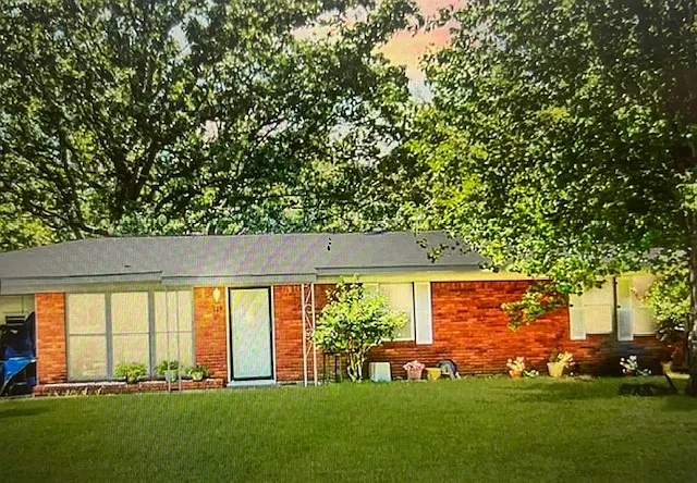 3 bed, 1800 sqft, $1,400 — Photo 2