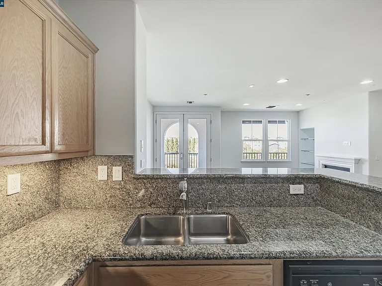 3240 Maguire Way #410 — Photo 19
