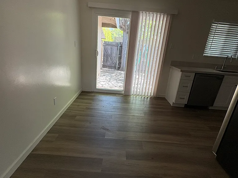 601 Grand Ave #O — Photo 9