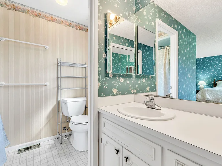 1922 Springhill Dr NW — Photo 21