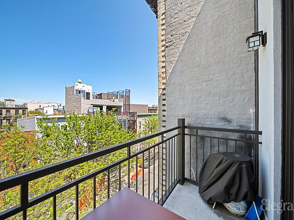 4th image of 1376 Dekalb Ave Unit 4A