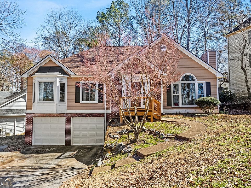 1st image of 627 Radford Cir