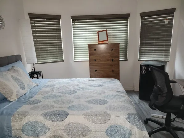 (undisclosed Address), Bloomington, CA 92316