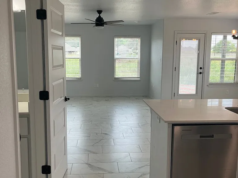 1535 Northridge Dr — Photo 17
