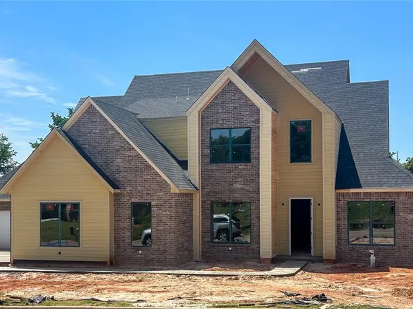 8132 Amber Ridge Dr, Edmond, OK 73034
